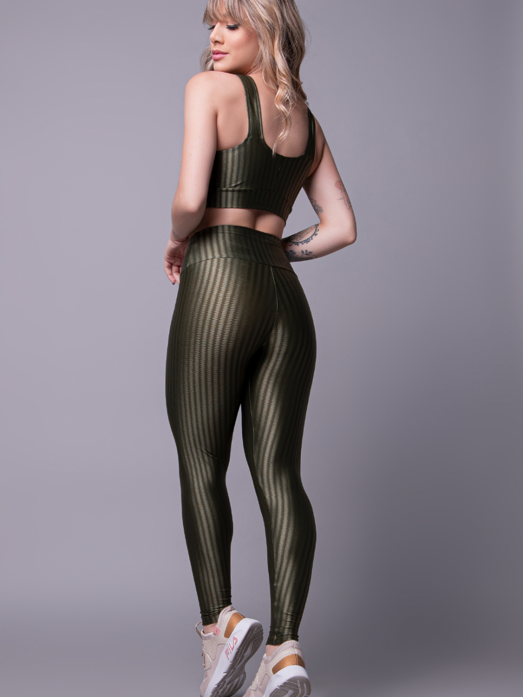 Conjunto Fitness Top Bojo Removível e Calça New Zig 3D